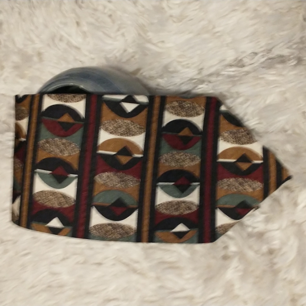 Oscar de la Renta silk geometric multi-colored necktie -made in USA